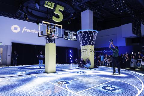 Immersive court shot
